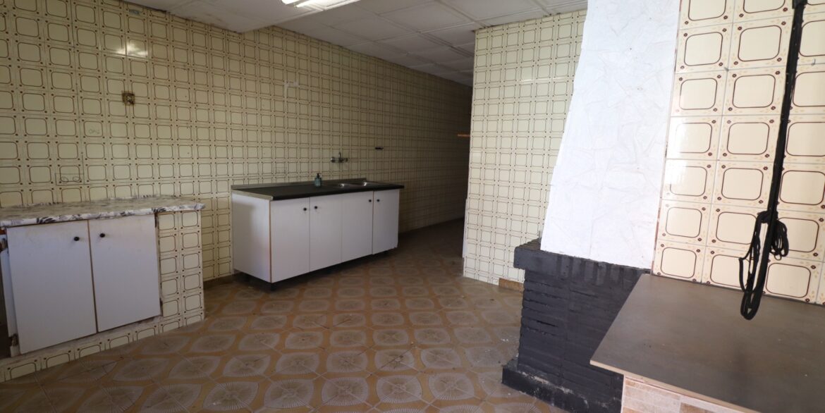 o_1jftehl7ldp3r7ve1iell1dh028