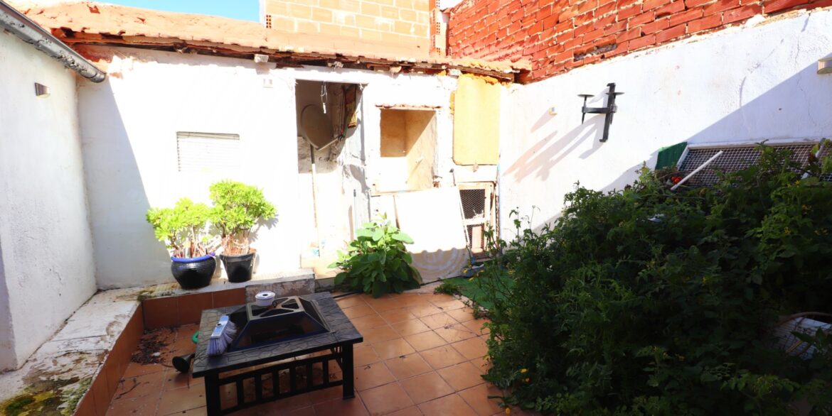 o_1jftehl7ll569iudrr7ji7q61u