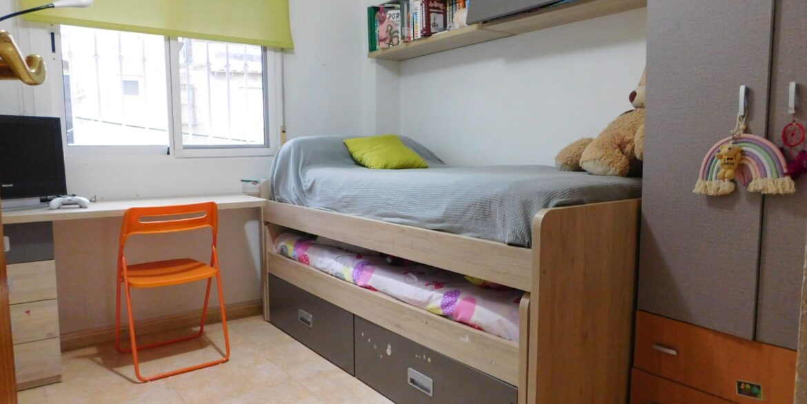 o_1jg2a7ilg170jumv120h7ml3ok2i