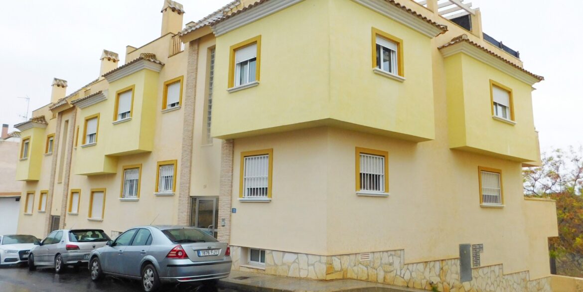 o_1jg2a7ilhaj7ufpkjh4821er02u