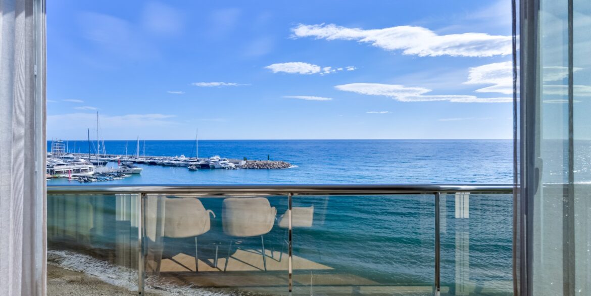 o_1jg55i3ml1g4vv4dg4r10u41tro5n