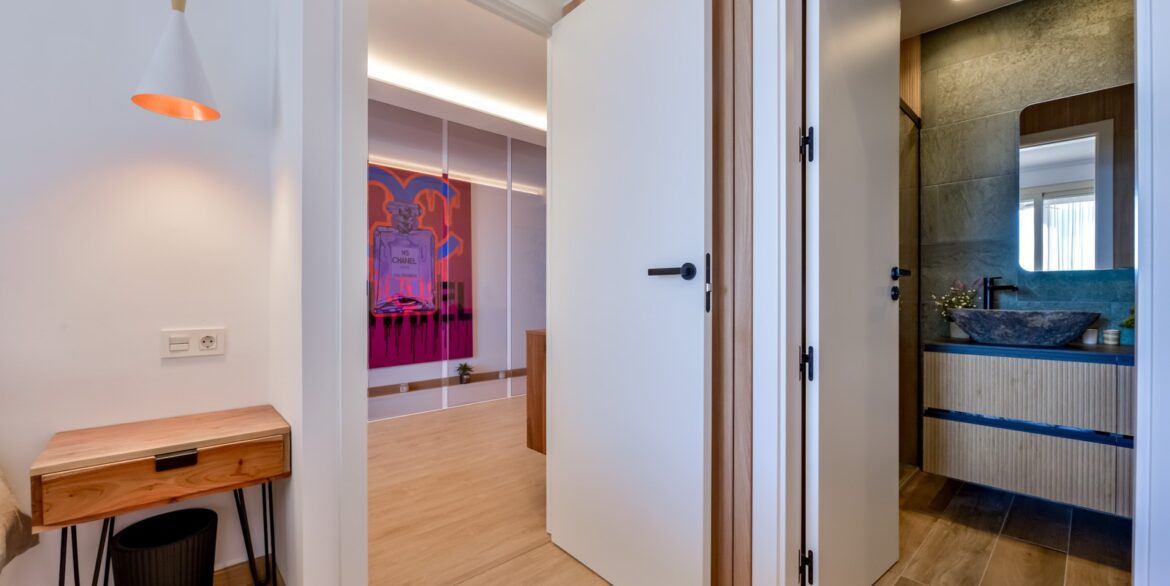 o_1jg55i3mm1eqnas812n71bag1p3t5s