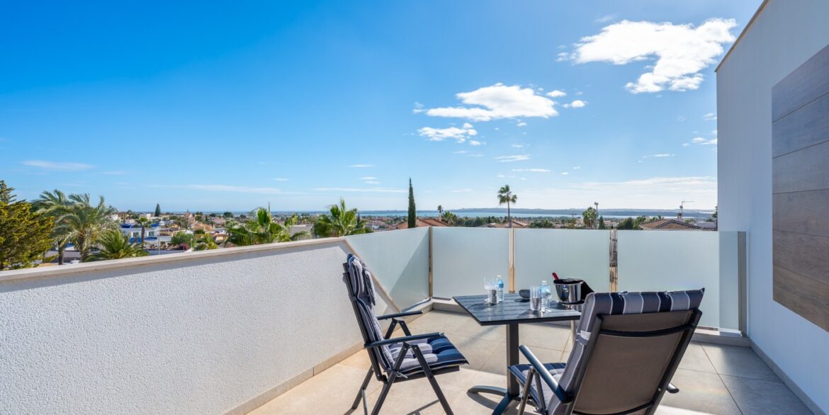 o_1jg592ffv19fmetd1a701rv613b01g