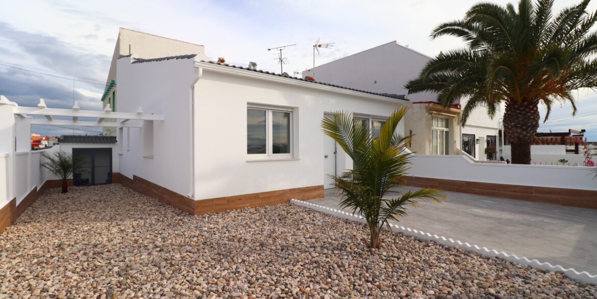 o_1jg7mhi811ltkcnlc951nc11qf21r