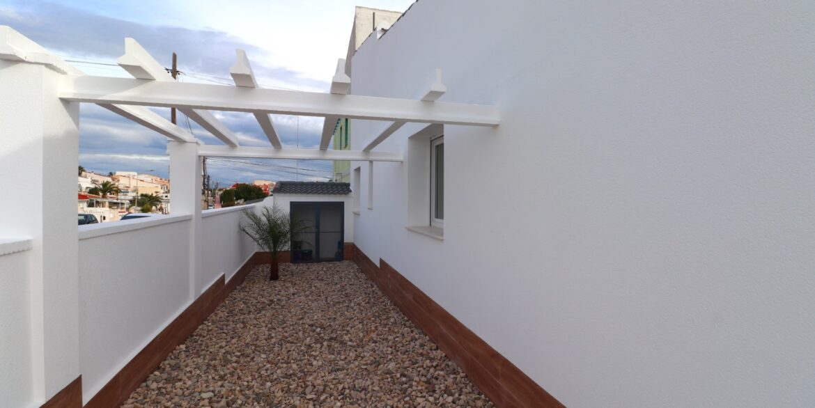 o_1jg7mhi811q7bbem1tkc1qlk1los29