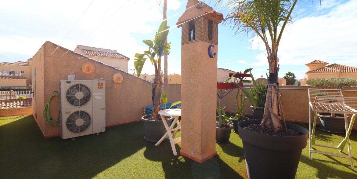 o_1jg7pqba7130q1p0pale860fem2q