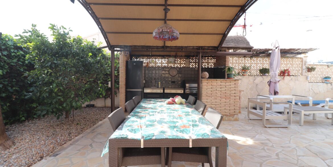 o_1jg7pqba71dqe1681ukmpjc1h8v2l