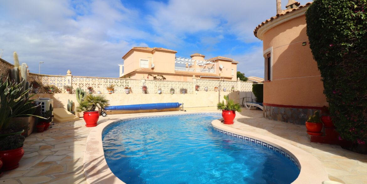 o_1jg7pqba71jb16fq18s6il61h1425