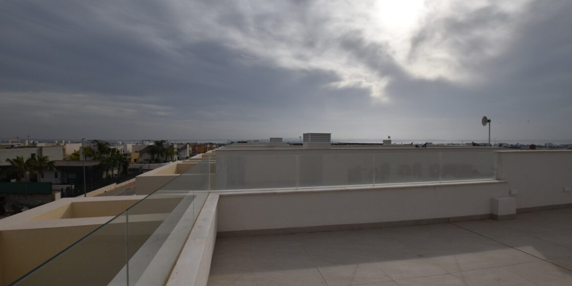 o_1jgf86lgu1q6vt25qk1r1m14sb4g