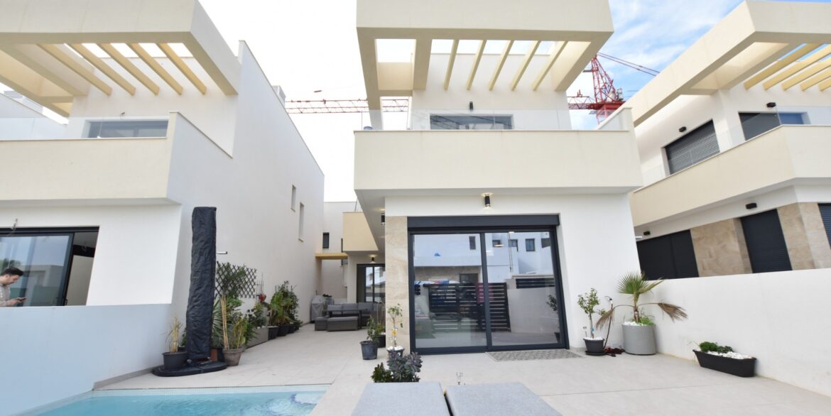 o_1jgf86lgu48p1rp414fr1ss6r4356