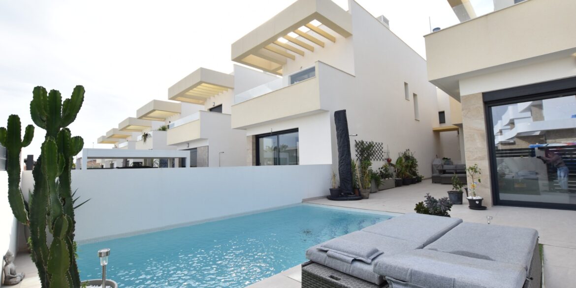 o_1jgf86lgvlde1g4p6n713714d5a