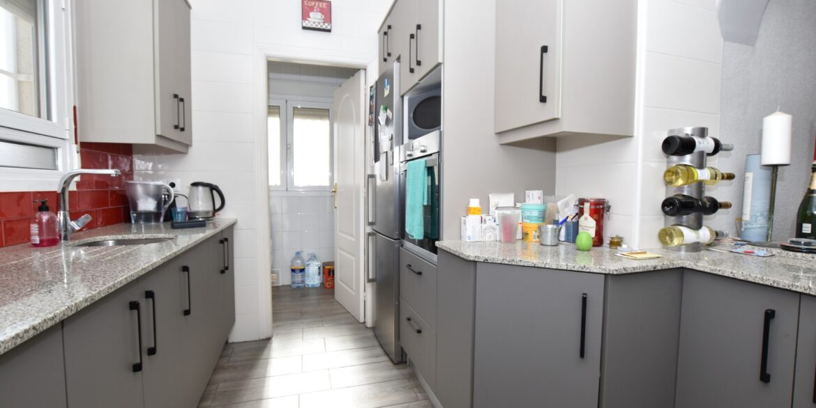 o_1jgf8ajm6v4l1pjt15ht12nu5552u