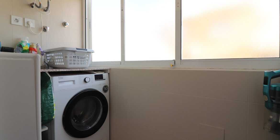 o_1jgfb1oai1hjn4dv163tc3bts22b