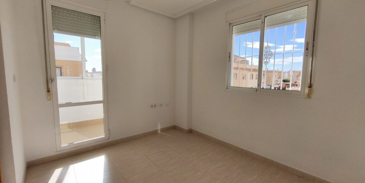 o_1jgfe60vicut18im19qb6cr18cn2d