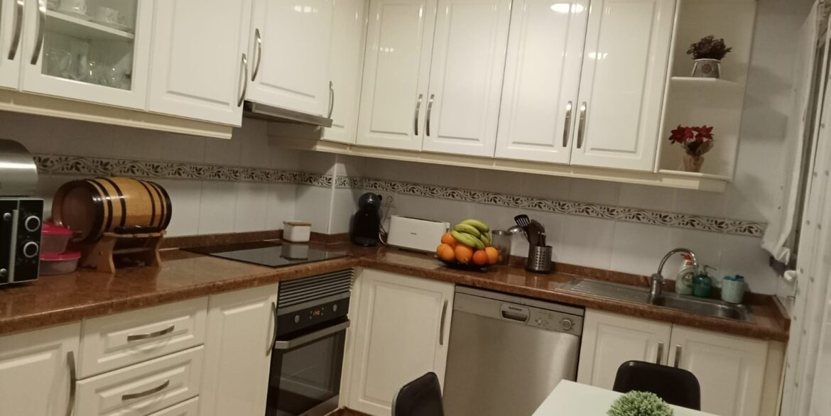 o_1jghhi2bn1eadpru17i8vmpqdf28