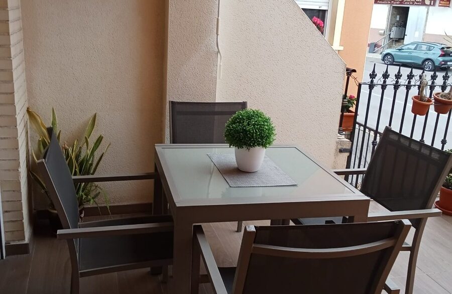 o_1jghhi2bnohvflpq4n1bmouki2a