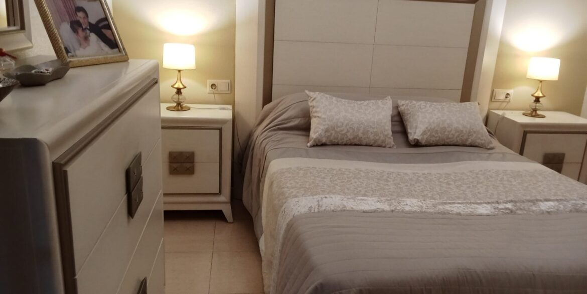 o_1jghhi2bnpb11jt51stj3tm1dbm22