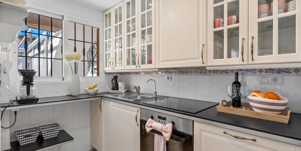 o_1jghhqmk81kegkcdfp95nicmf2n