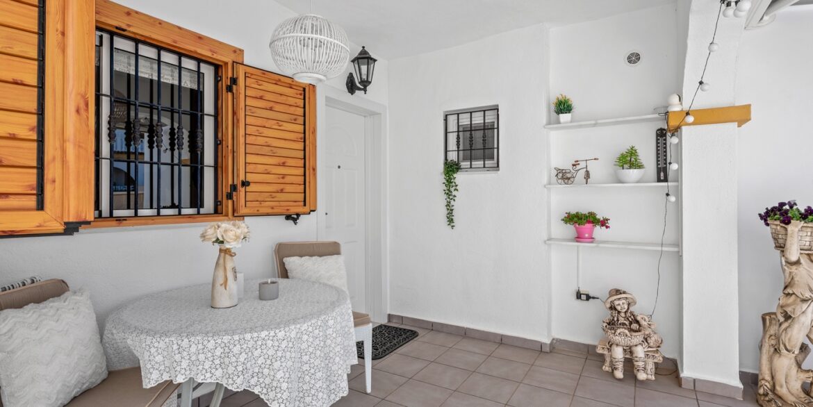 o_1jghhqmk8v2g172g1q16174r1s302c