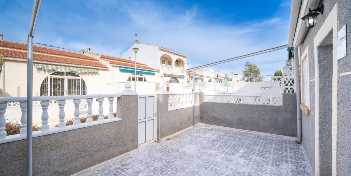 o_1jgi5784r1rdsjvefkb1go17jo2f