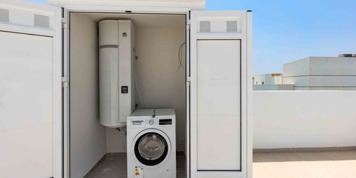 o_1jgjqtkbb1sbj1alh1eki1qqe142d