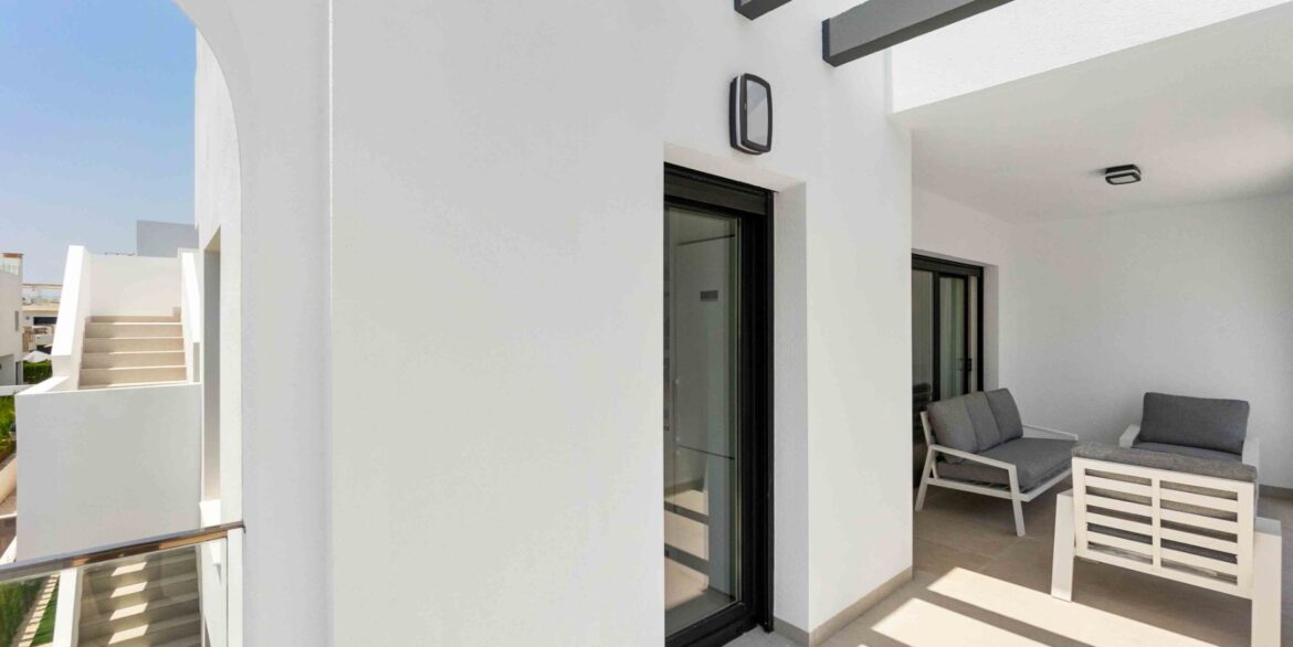 o_1jgjqtkbc1n7o18br34p1evu1rlf2v