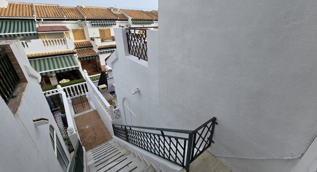 o_1jgmm88g511b1c6u1eqs1ntibgt29