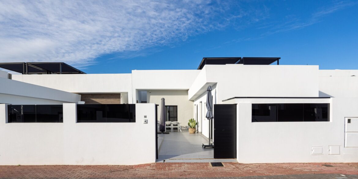 o_1jgn5re7v13hd1fn81ivb18gni1c3c