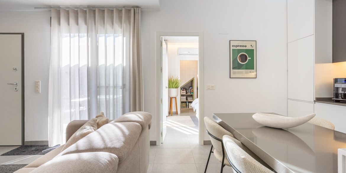 o_1jgn5re7vcc711bn1n81bmm1juf2t