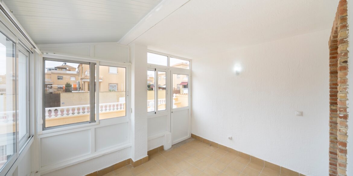 o_1jgp0grt218rktkiuog1l4mkst2o