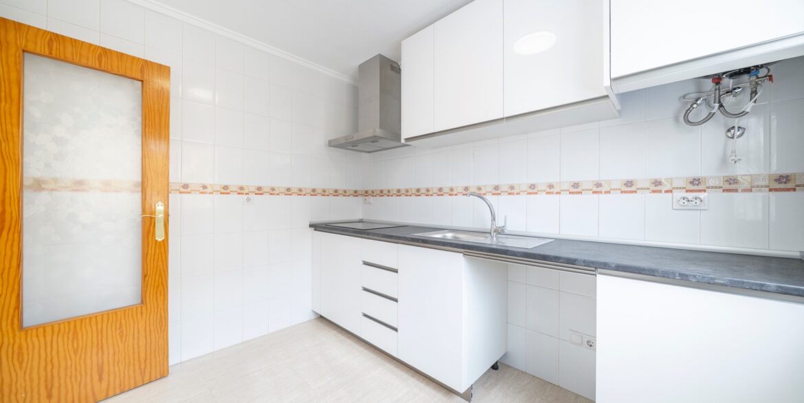 o_1jgp0grt21iob1ego15kr23g1gr32t