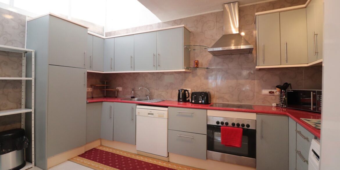 o_1jgpa5mhq1gan1e79muh17p51kue23