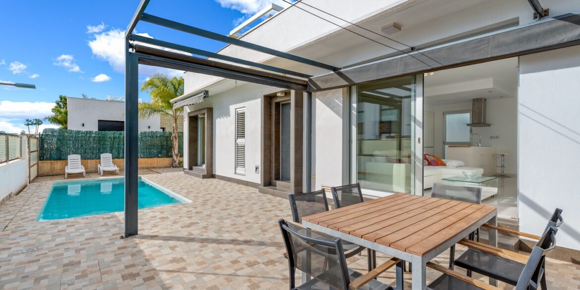 o_1jgq2v5us1k2ok2o73g1jdifh73a