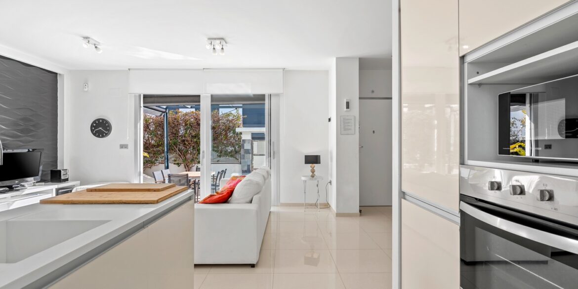 o_1jgq2v5us1voonpjo5t1jnm1skr2u