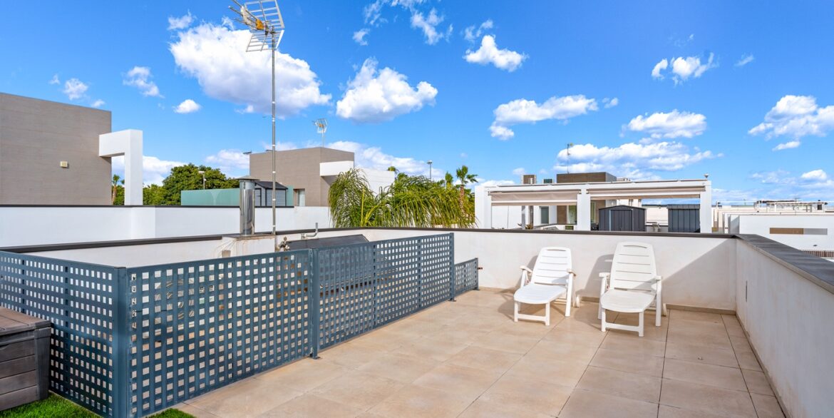 o_1jgq2v5usd9gr3g1odqg1j6n2l