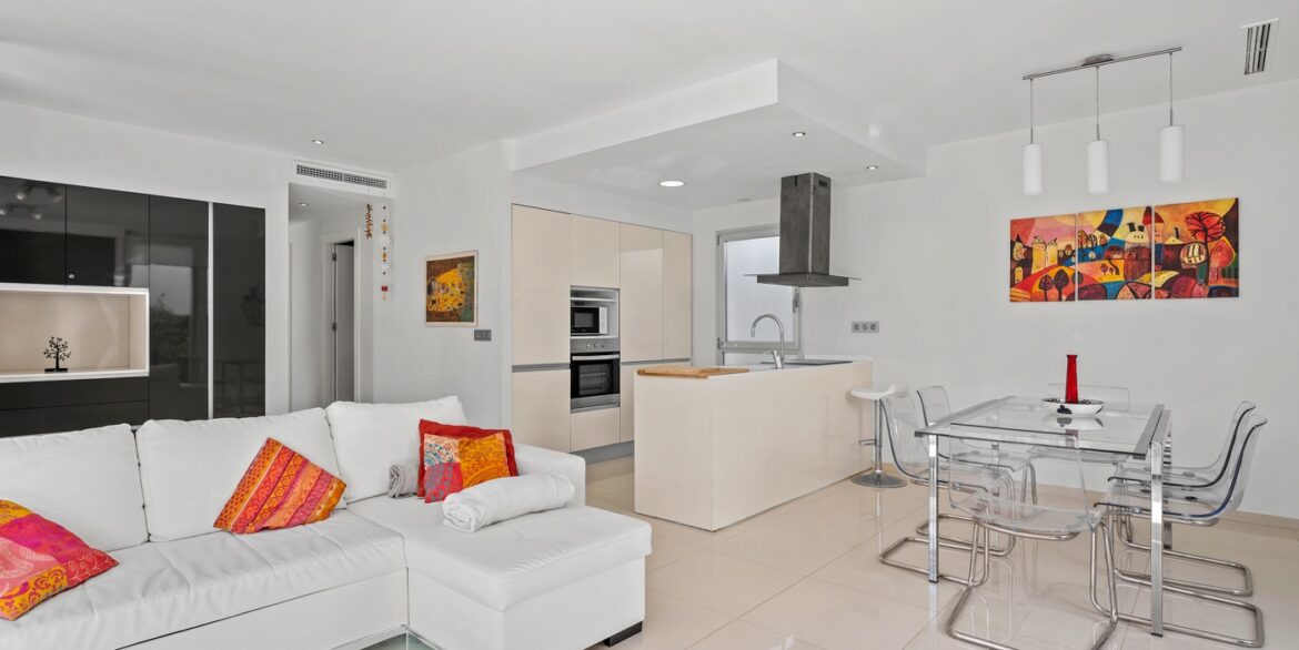 o_1jgq2v5uskjv885f0masqogi2s