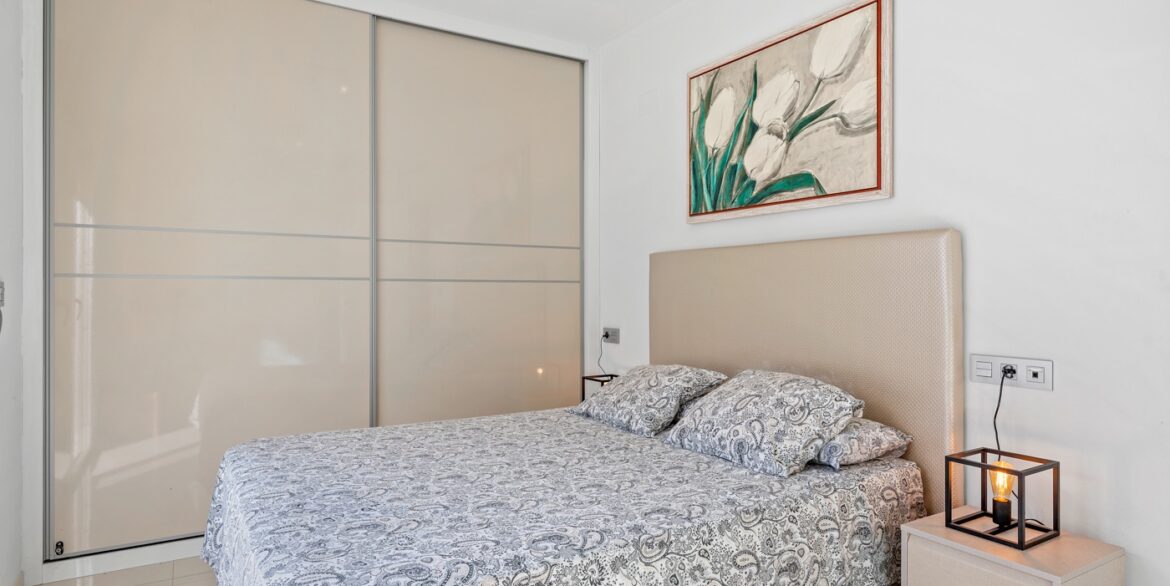 o_1jgq2v5usov81ldbnp61c9a1f4631