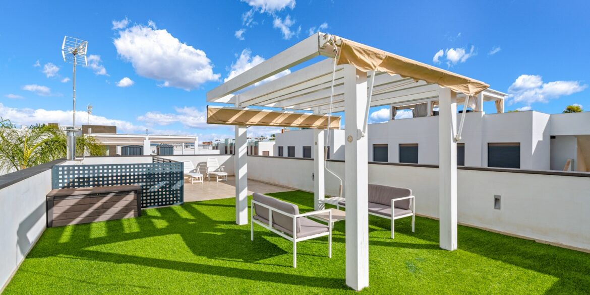 o_1jgq2v5usrrqh2q1t6o1hkivk92j