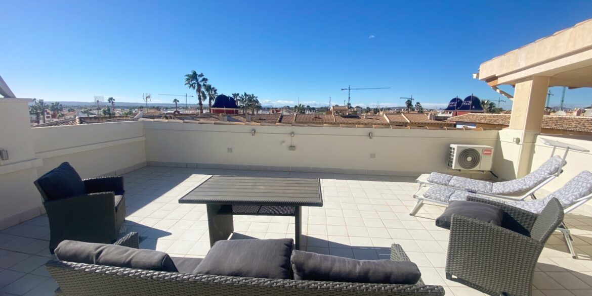 o_1jh0otgup1ps4ivq1enq1atskgb2u