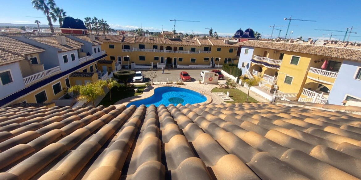 o_1jh0otgupt5c12erfb912hlkol2v