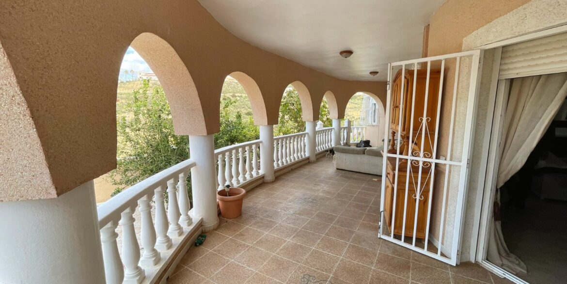 o_1jh0qpfnu1hciuka224fjbf7a2n