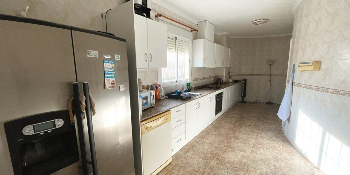 o_1jh0qpfnv192a15g218bn1ee756439