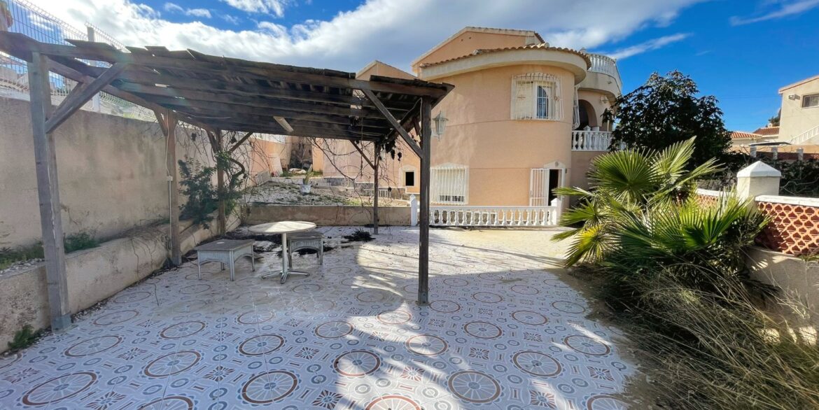 o_1jh0qpfnvmmdphm1eni1j6utmv3h