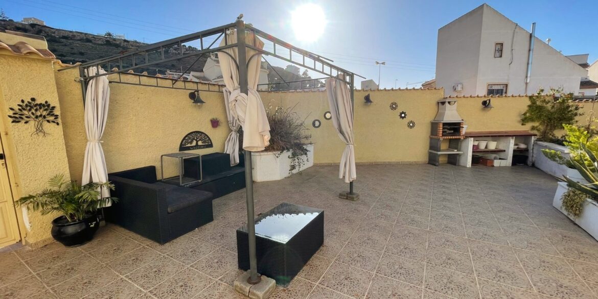 o_1jh0tof2m97v3dh1n3e3k6qk12n