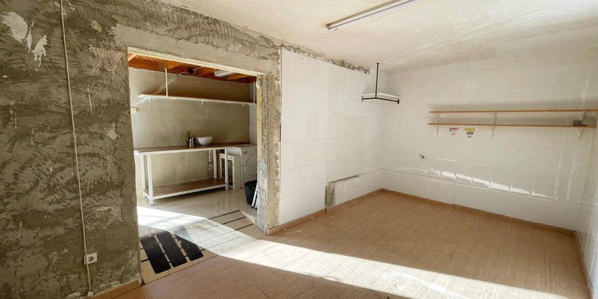 o_1jh0tof2nct7njdlv014ph18iu37