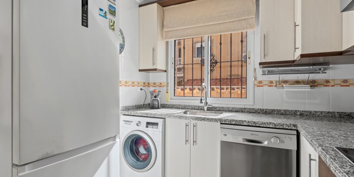 o_1jh0v67e312c29is1sa1dl41q8s43