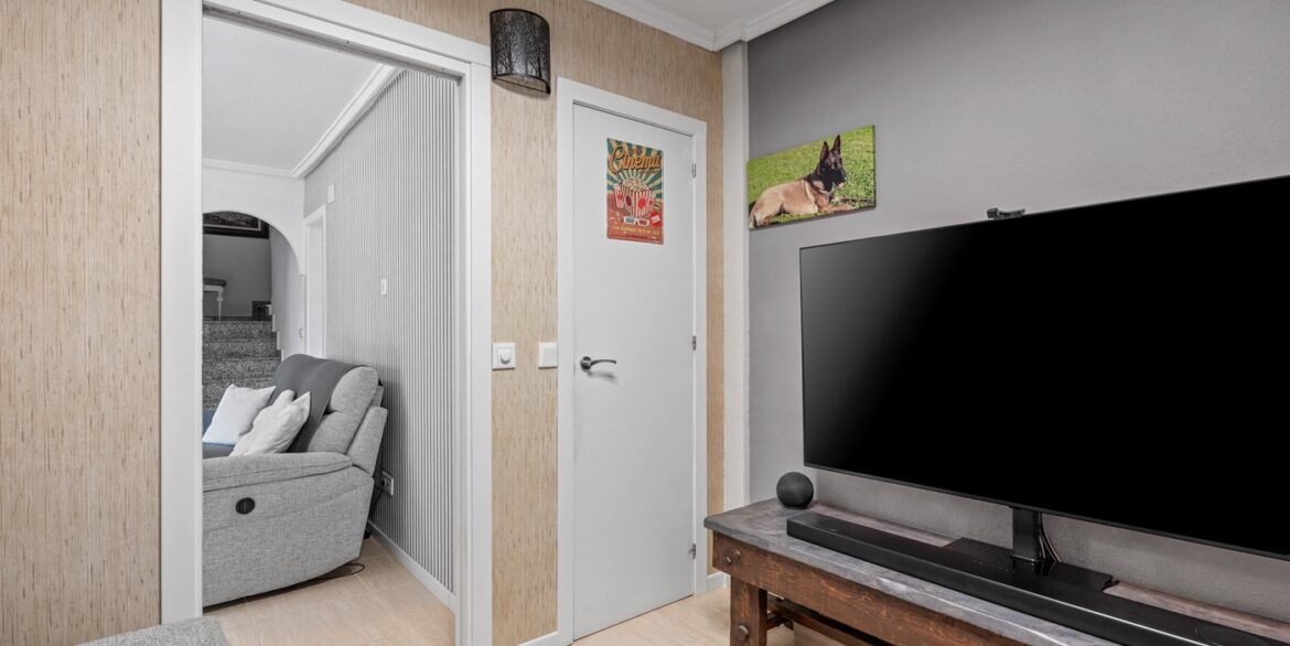 o_1jh0v67e31h2cf9p10o01srk1o3b3s