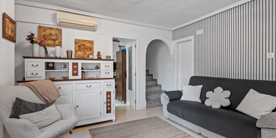 o_1jh0v67e31jq01najcu41khn8lb3u