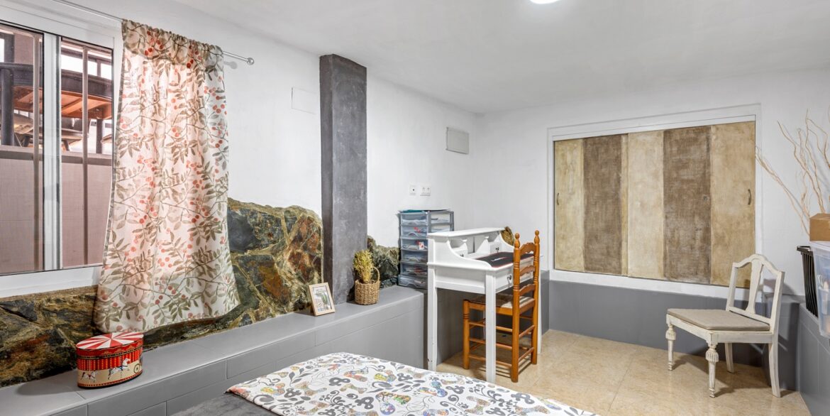 o_1jh0v67e3b3lksc3uu16jg1g462s