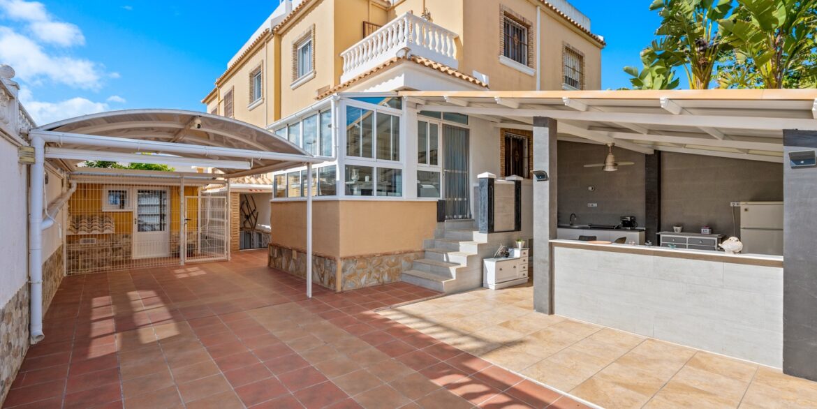 o_1jh0v67e3e761nvv13ctjf4ioq35